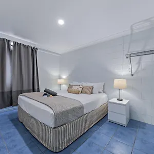 Apartment Airlie Sun & #5, Airlie Beach