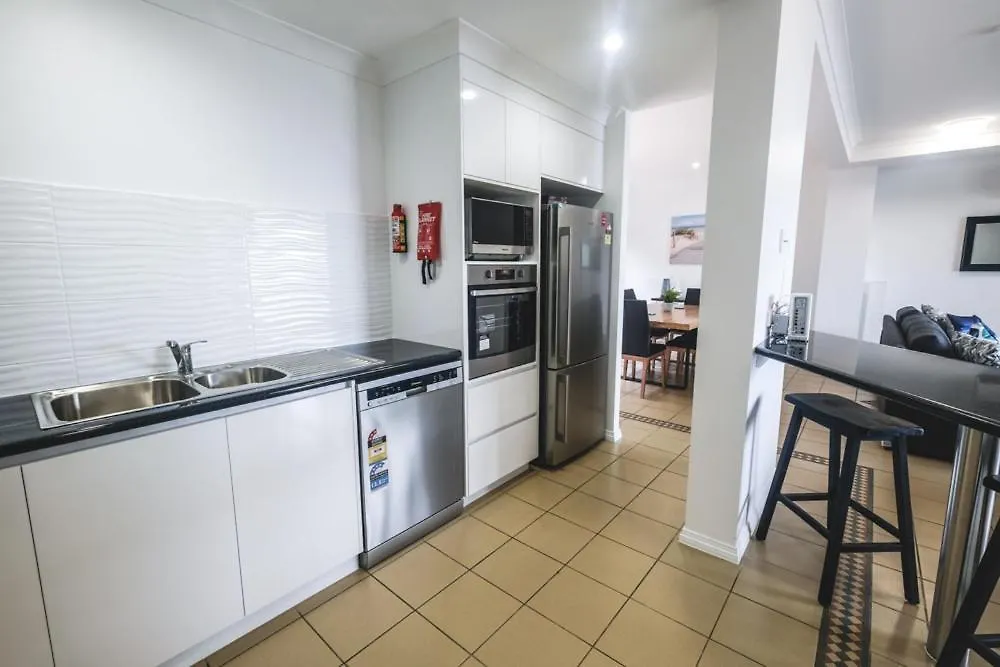 Absolute Airlie Apartment Airlie Beach